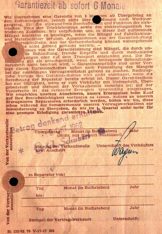 PIKO 50 001 mit beweglichen Vorläufer  SAMMLERWERT ca. 70€ - 100€  Baujahr: 1962
