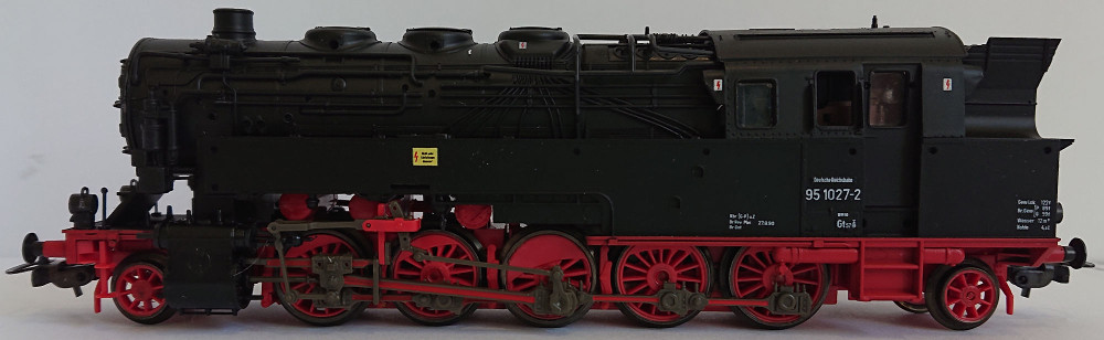 PIKO 95 1027-2 Kohletender  SAMMLERWERT ca. 80€ - 150€  Baujahr: 1991
