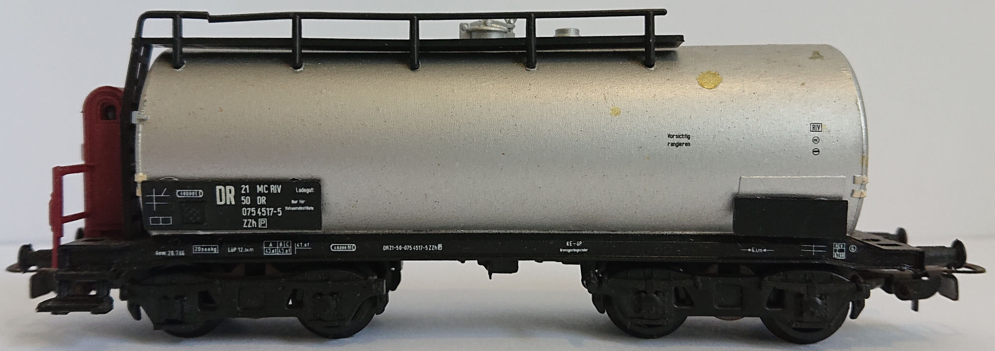 PIKO 4 achsiger Kesselwagen ZZh Deutsche Reichsbahn  SAMMLERWERT ca. 
 
