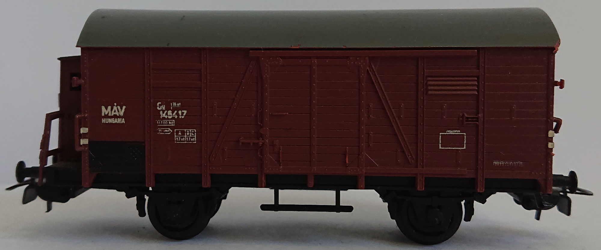 PIKO Güterwagen der MAB  