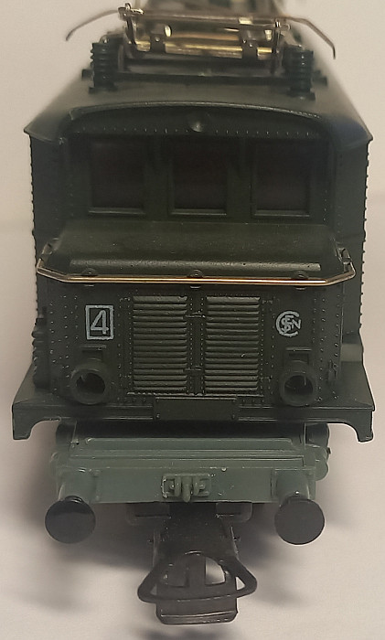 PIKO E44 BB-325 SNCF  SAMMLERWERT ca. 40€ - 60€  Baujahr: ???
